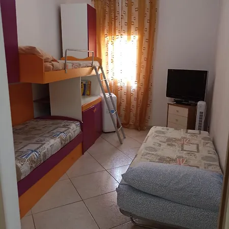 Casa Vacanze : Casa Fortuna Apartment Taranto