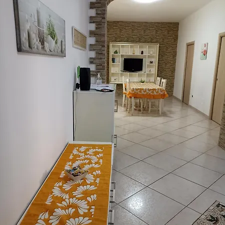 Casa Vacanze : Casa Fortuna Apartment Taranto